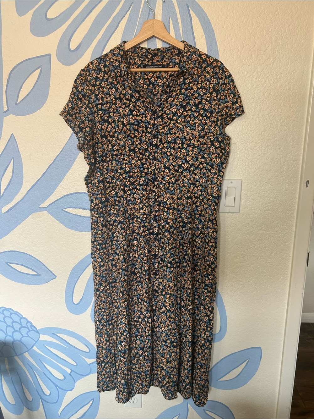 Calvin Klein Jeans Floral Ditsy Print Short Sleeve Shirt Dress Midi